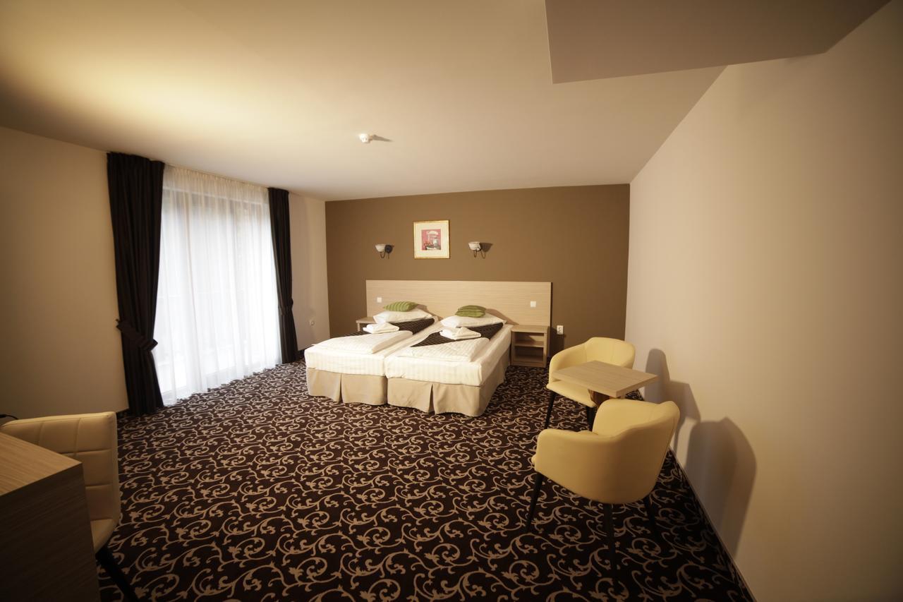 Hotel Zana Vaii Arieşeni Exterior foto
